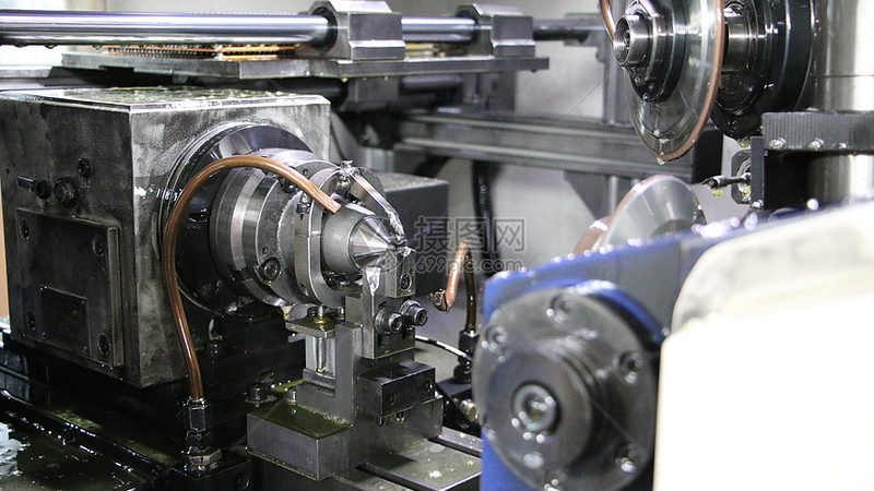 进口机床厂家代理加盟：价格之外，还需关注的要素**